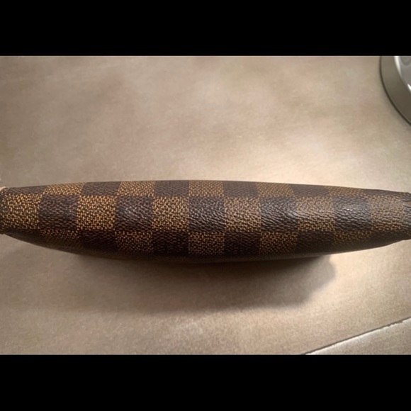 Louis Vuitton Zippy Wallet - Picture 3 of 9